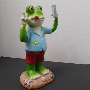 Selfie Frog Figurine